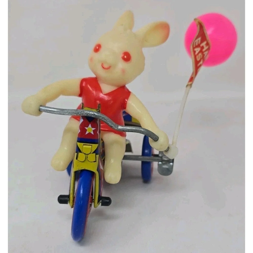 Mechanical Wind Up Tin Easter Bunny Rabbit On Tricycle Toy clean Working PB196